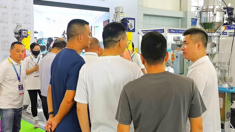 上海广告公司设计材质报价：揭秘特装展台的搭建之道